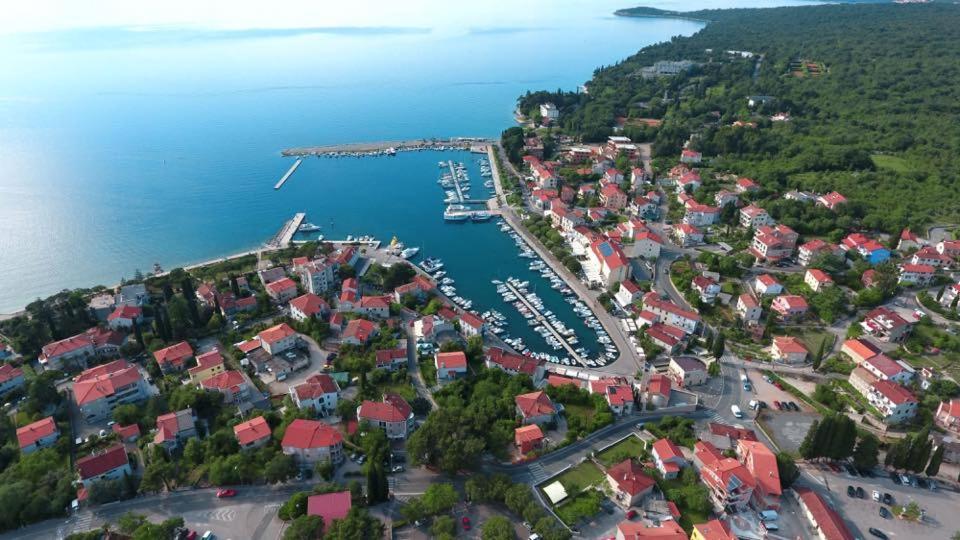 Apartment Totic Malinska