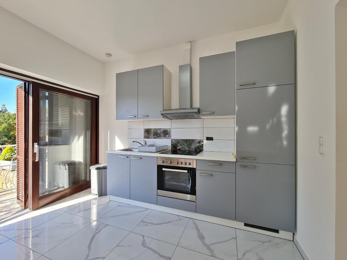 Apartment Totic *
