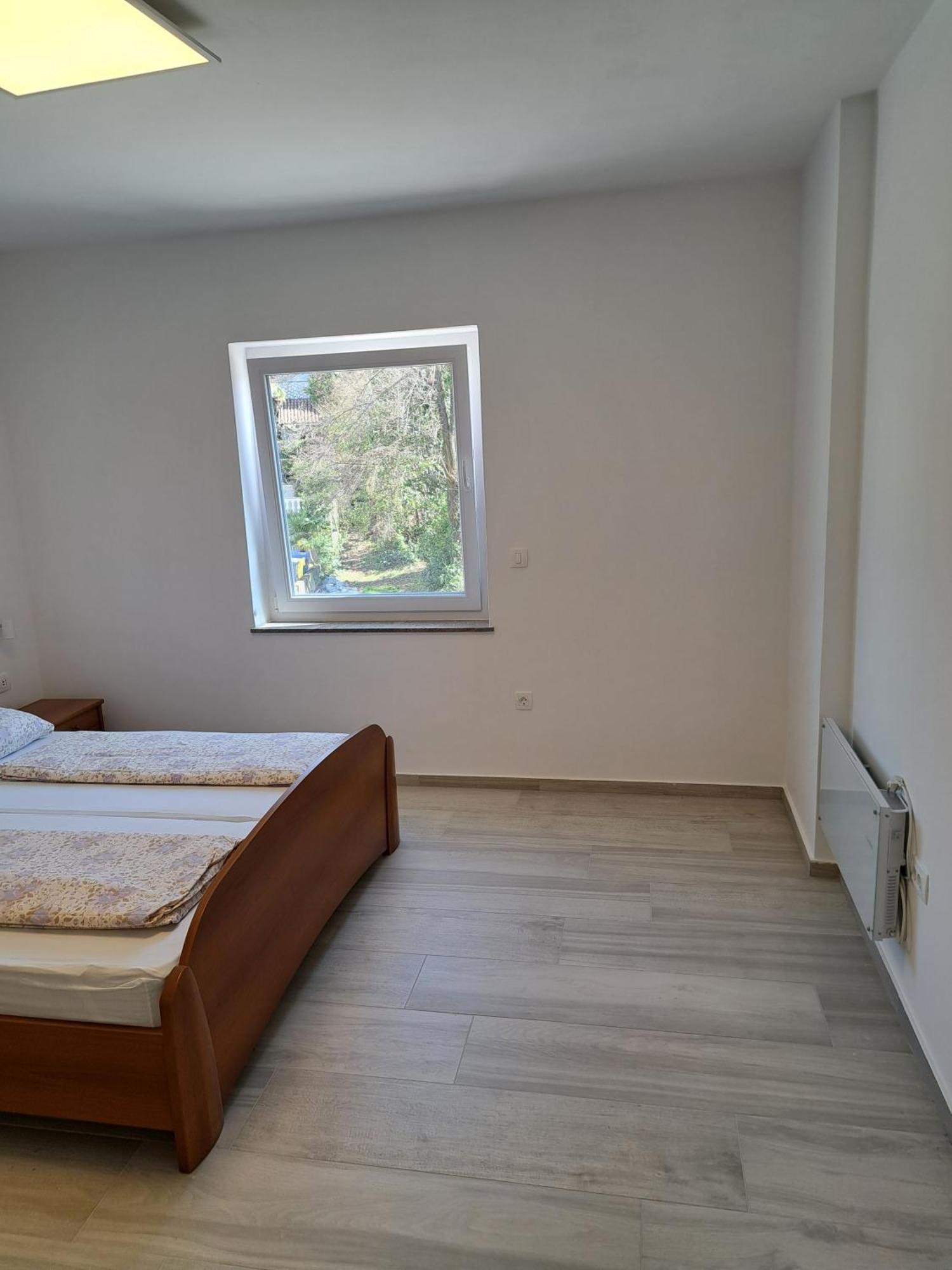Apartment Totic *