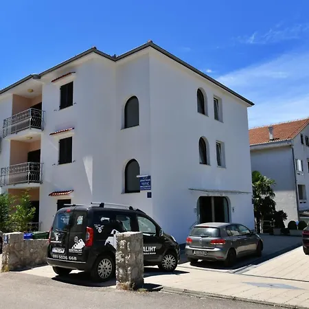 Apartmani Totic Malinska Exterior photo