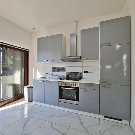 Apartmani Totic Malinska Exterior photo